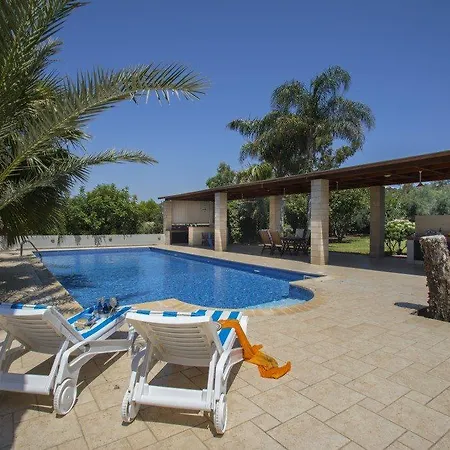 Your Beautiful Cypriot Awaits You 28 فيلة *